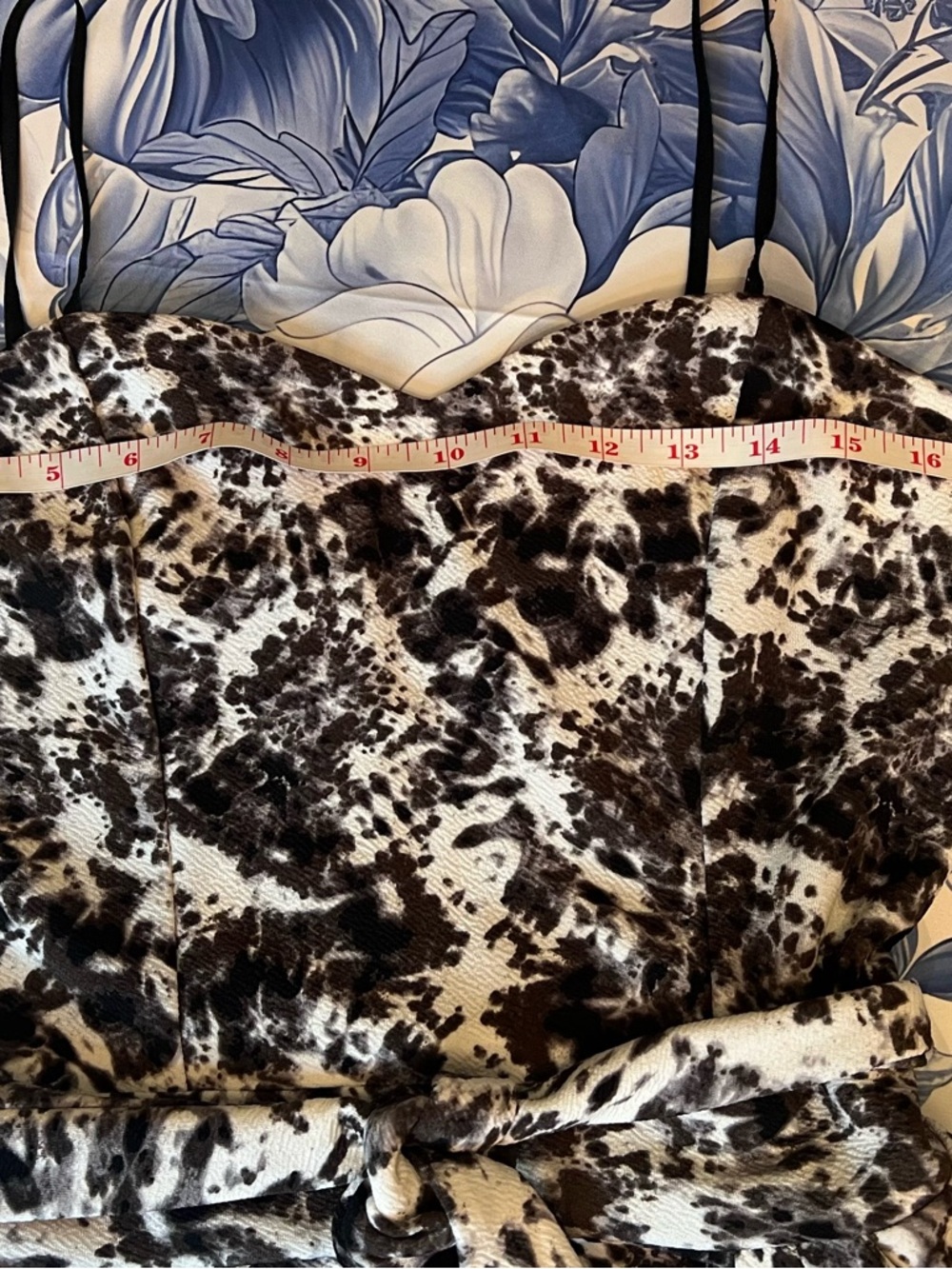 ❤️HP❤️Honey and Rosie Black & White Abstract Print Spaghetti-Strap Jumpsuit - Picture 10 of 15